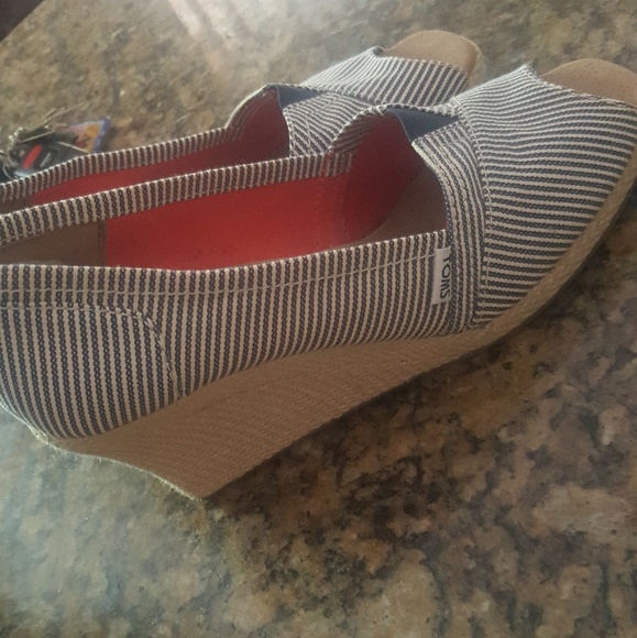 Toms Shoes - TOMS Reposh